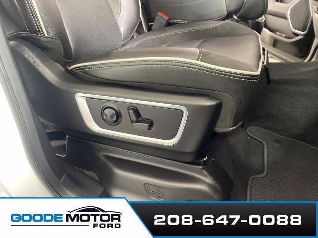 Used 2025 RAM 1500 Laramie AWD/4WD image 25