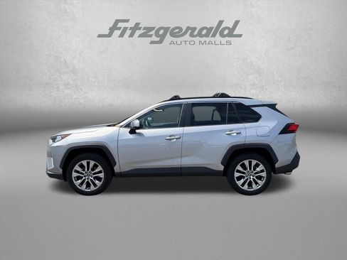 Used 2020 Toyota RAV4 XLE Premium AWD/4WD image 5