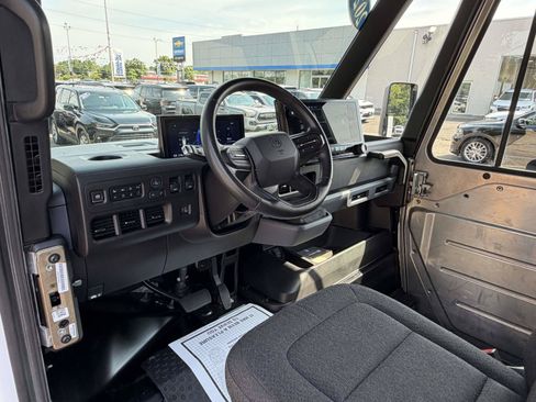 Used 2024 Chevrolet Brightdrop 600 w/ Battery Pack, Max Range AWD/4WD image 13