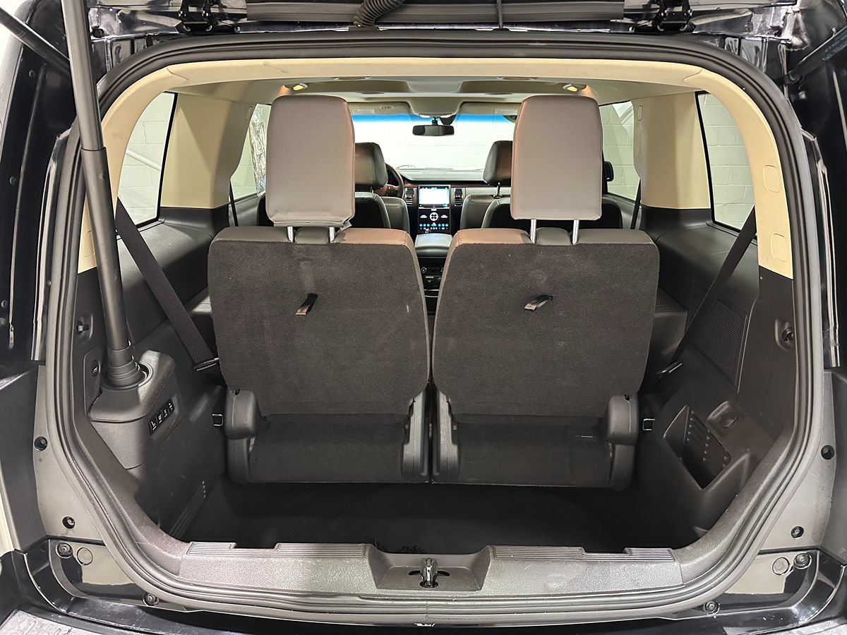 Used 2018 Ford Flex Limited w/ Equipment Group 301A AWD/4WD image 7