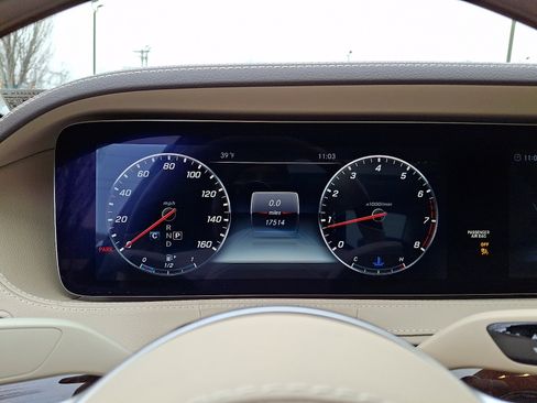 Used 2018 Mercedes-Benz S 450 Sedan image 24