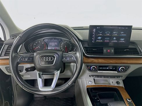 Used 2022 Audi Q5 2.0T Premium image 19