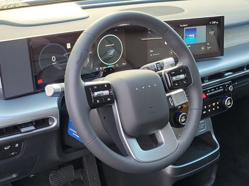 New 2026 Hyundai Ioniq 9 Limited AWD/4WD image 5
