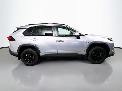 Used 2025 Toyota RAV4 XLE w/ Convenience Package FWD image 3
