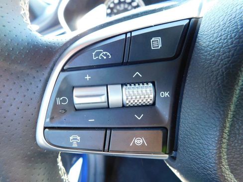 Used 2025 Genesis G70 3.3T Advanced image 19