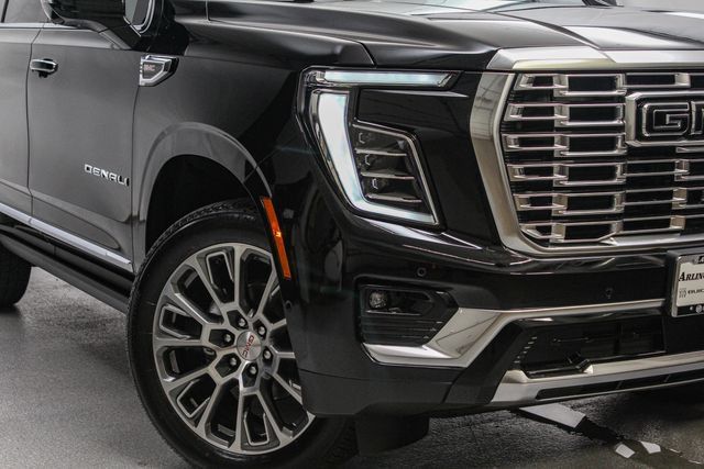 New 2026 GMC Yukon Denali w/ Sun & Power Step Package AWD/4WD image 2