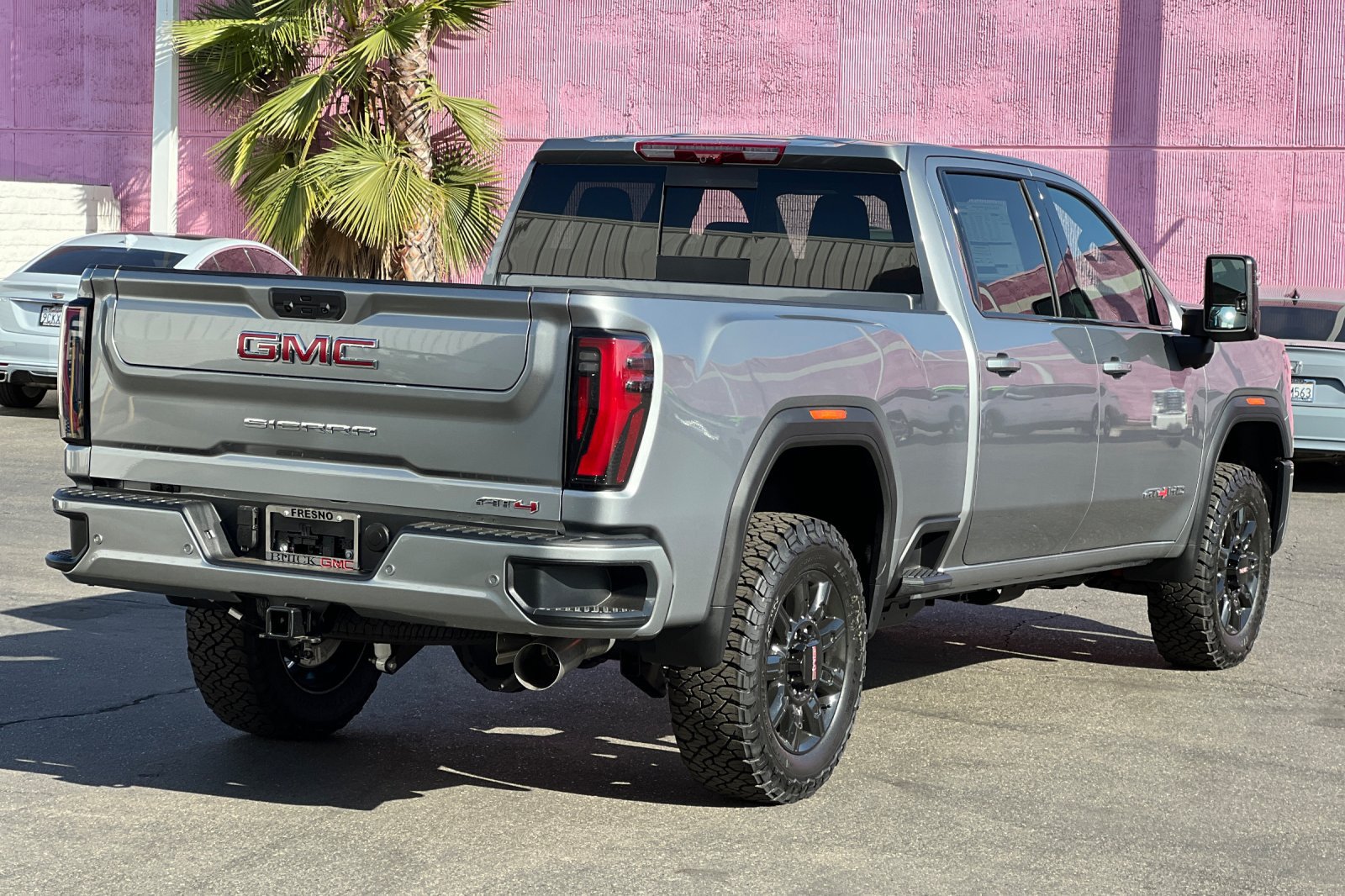 New 2026 GMC Sierra 2500 AT4 w/ AT4 Premium Plus Package AWD/4WD image 4