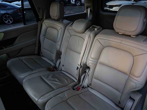 Used 2020 Lincoln Navigator Reserve w/ Luxury Package AWD/4WD image 21