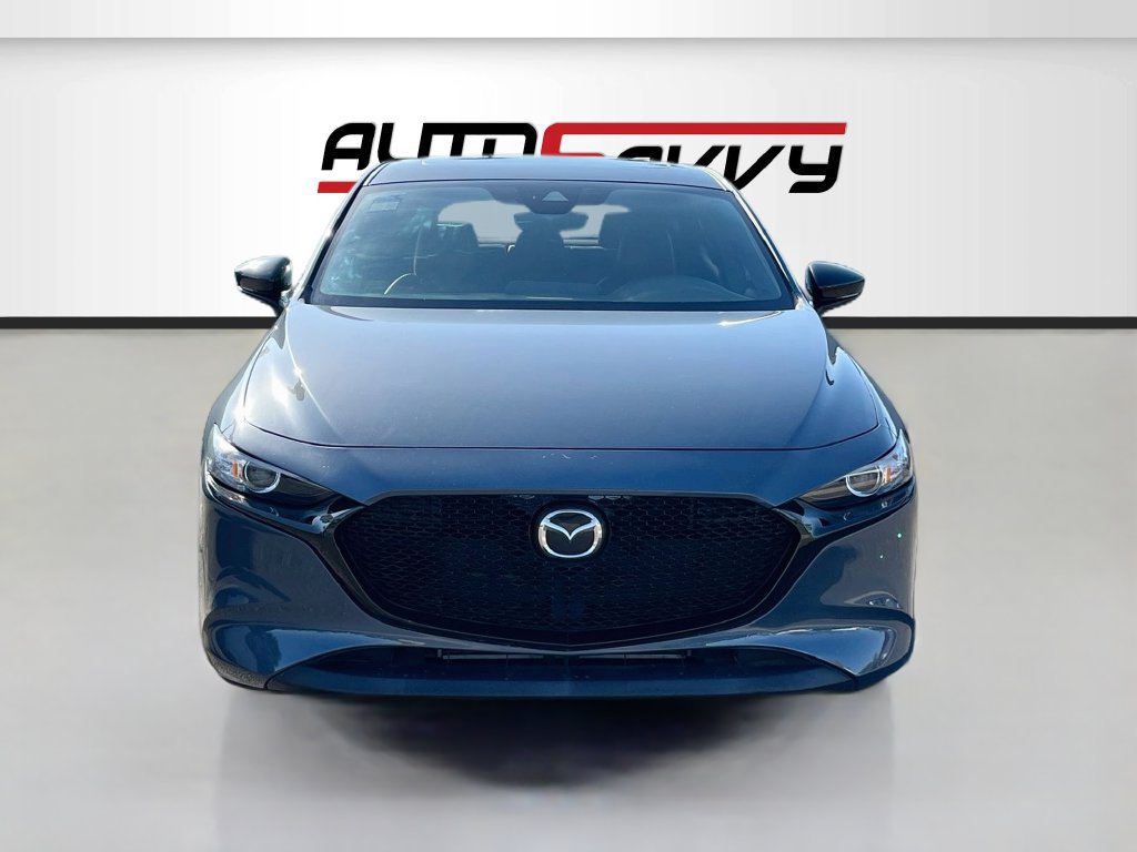Used 2022 MAZDA MAZDA3 s FWD image 2