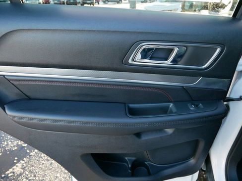 Used 2019 Ford Explorer Sport image 13