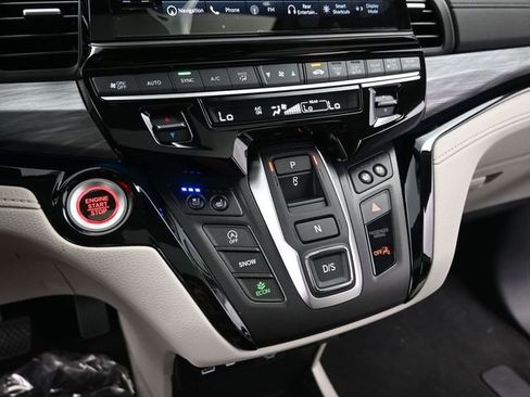 New 2026 Honda Odyssey Elite image 18