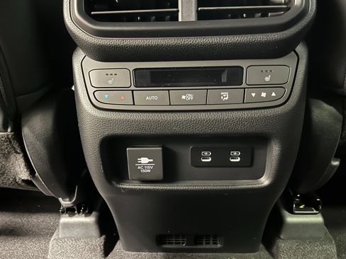 New 2026 Honda Pilot Black Edition image 23