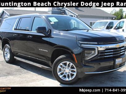 Used 2025 Chevrolet Suburban LT