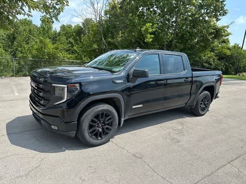 Used 2024 GMC Sierra 1500 Elevation AWD/4WD image 12