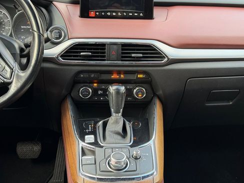 Used 2018 MAZDA CX-9 Signature image 6