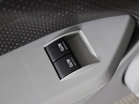 Used 2006 Ford Mustang GT Premium RWD image 27