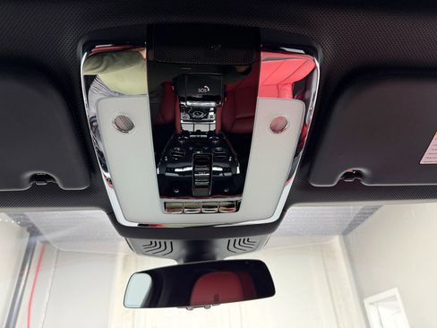 Used 2020 Rolls-Royce Cullinan image 45