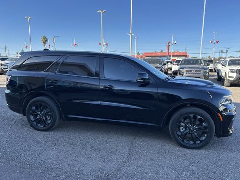 Used 2022 Dodge Durango GT image 4