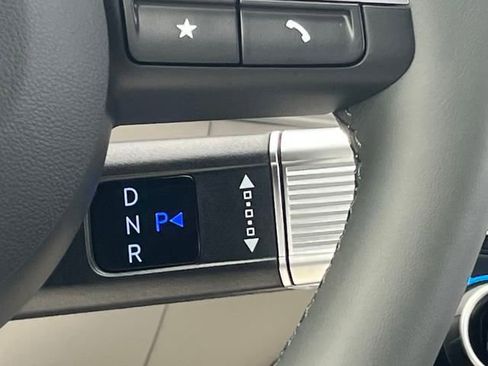 New 2025 Hyundai Tucson Limited image 27