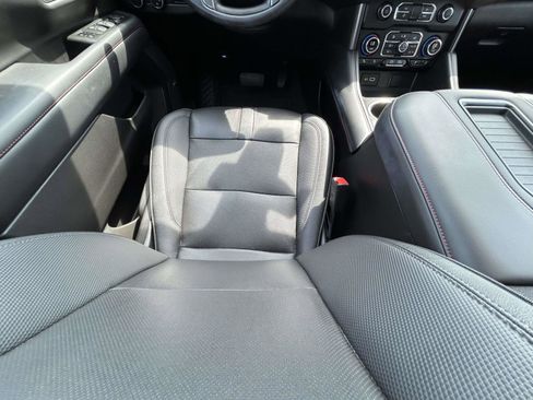 Used 2022 Chevrolet Tahoe RST w/ Luxury Package image 13