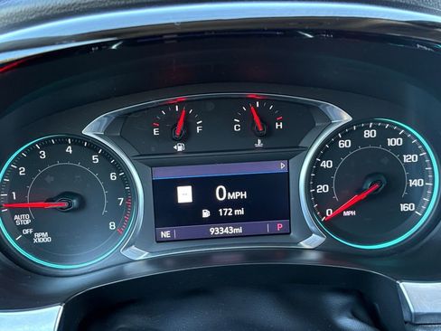 Used 2020 Chevrolet Traverse LT w/ LT Premium Package image 13