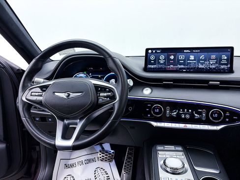 Used 2022 Genesis GV70 3.5T Sport w/ Sport Prestige Package image 6