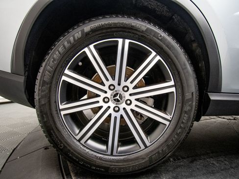 Used 2024 Mercedes-Benz GLE 350 4MATIC w/ Winter Package image 27
