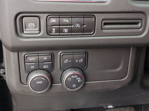 Certified 2023 Chevrolet Tahoe LT w/ Luxury Package image 17