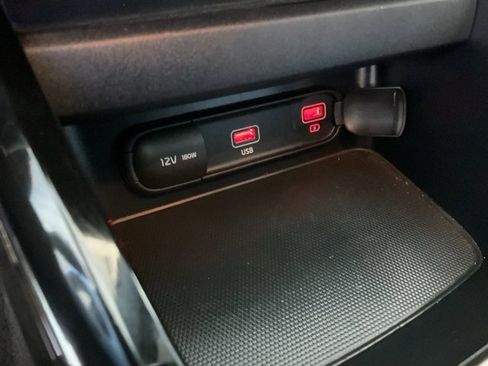 Used 2022 Kia Forte GT-Line w/ GT-Line Technology Package image 13