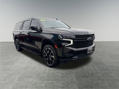 Used 2023 Chevrolet Suburban RST image 8
