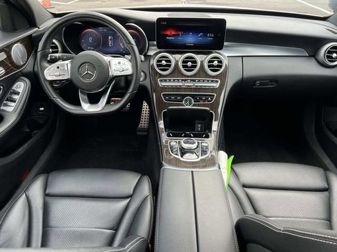 Used 2020 Mercedes-Benz C 300 4MATIC Sedan image 3