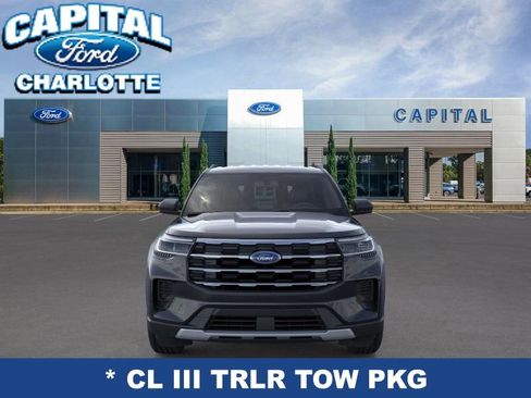 New 2025 Ford Explorer Active image 7