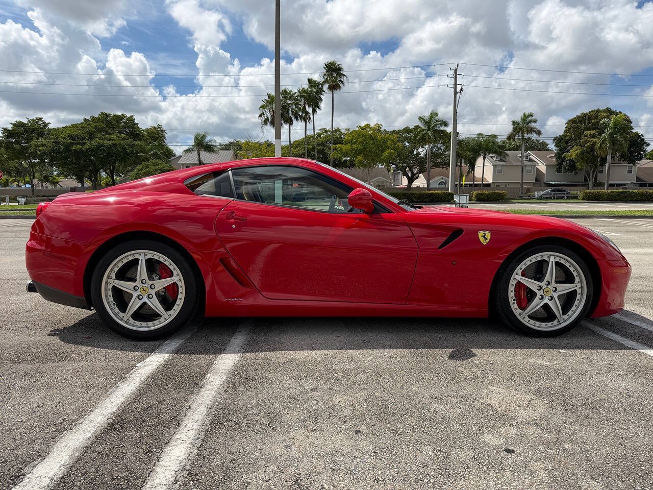 Used 2009 Ferrari 599 GTB Fiorano RWD image 5