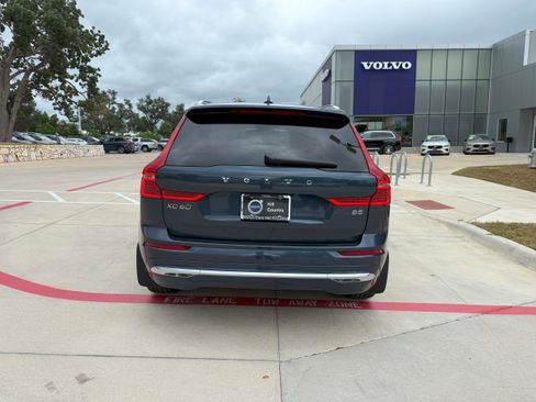 Certified 2023 Volvo XC60 B5 Plus w/ Climate Package image 5