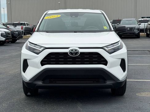 Used 2023 Toyota RAV4 LE FWD image 10