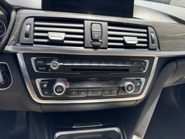 Used 2015 BMW 335i xDrive Sedan AWD/4WD image 24
