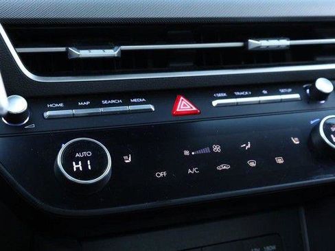 Used 2025 Hyundai Sonata SEL FWD image 14