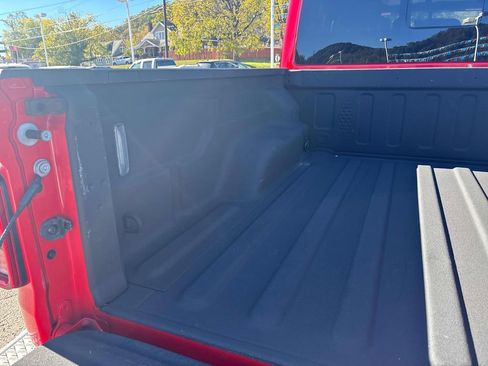 Used 2021 Jeep Gladiator Overland w/ Popular Equipment Package image 53