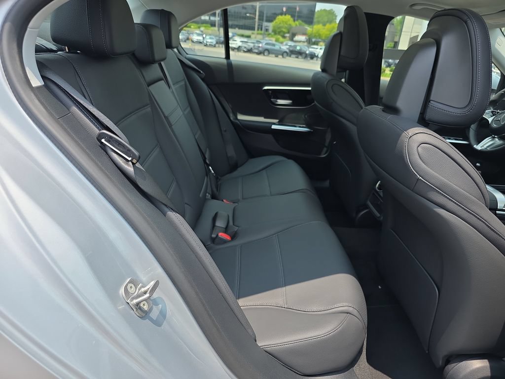 Used 2026 Mercedes-Benz C 300 4MATIC Sedan image 15