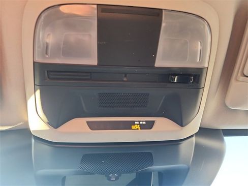 Used 2024 Subaru Crosstrek 2.0i image 21