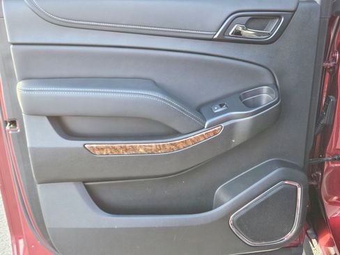 Used 2020 Chevrolet Suburban Premier w/ Max Trailering Package image 22