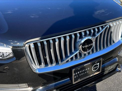 Certified 2024 Volvo XC90 B6 Plus image 29