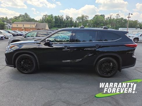 Used 2021 Toyota Highlander Limited AWD/4WD image 4