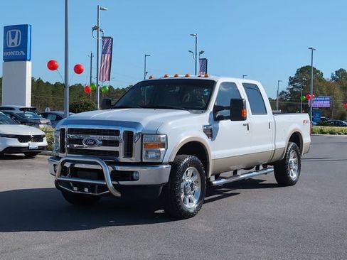 Used 2010 Ford F250 Lariat image 8