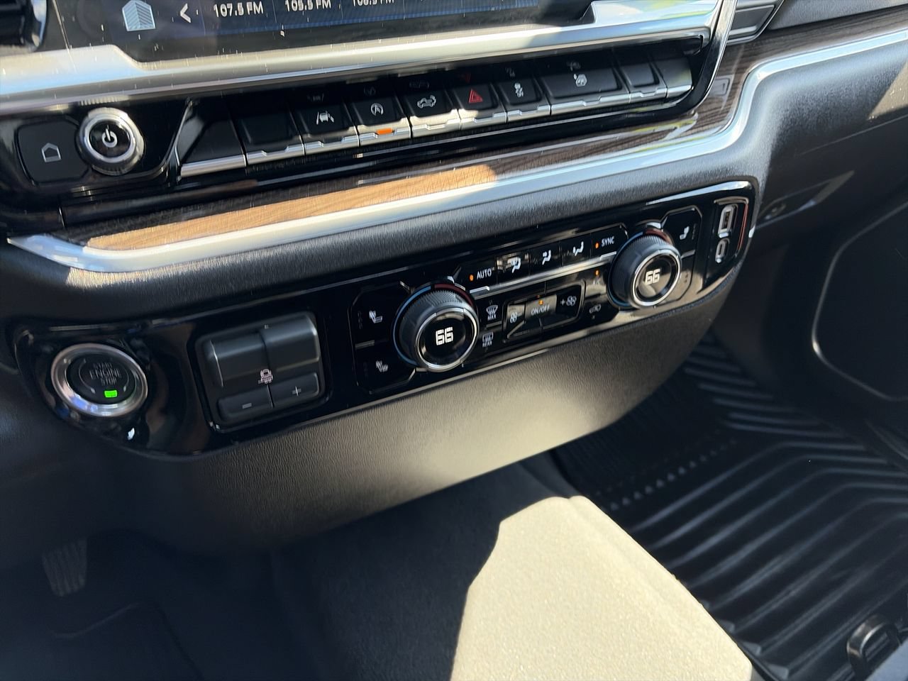 Used 2026 Chevrolet Silverado 1500 RST AWD/4WD image 29