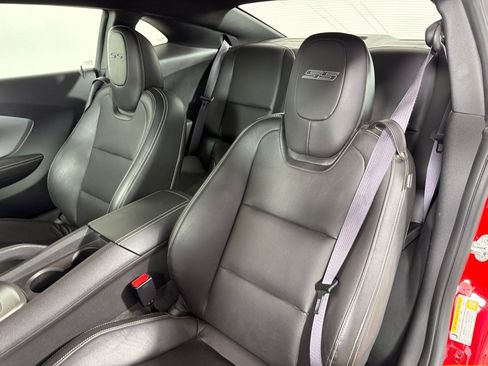 Used 2010 Chevrolet Camaro SS w/ RS Package RWD image 13