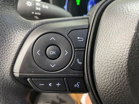 Used 2026 Toyota Corolla LE FWD image 16