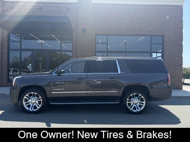 Used 2017 GMC Yukon XL SLT w/ Premium Edition RWD image 3