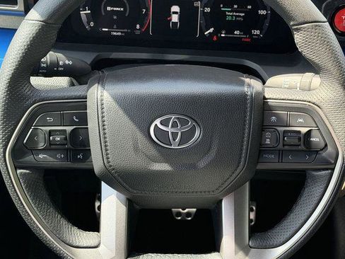 Certified 2025 Toyota Tacoma TRD Sport AWD/4WD image 11