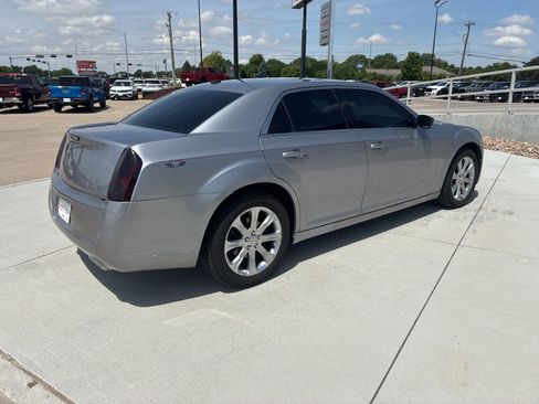 Used 2013 Chrysler 300 S AWD/4WD image 6